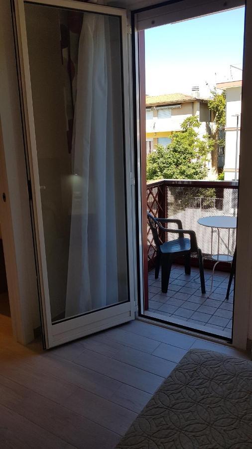 Hotel Vienna لينانو سابيادورو المظهر الخارجي الصورة
